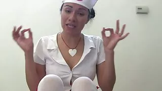 Apsmidzina ar cum par ass Jauna Rudmate sieviete pēc mamsteach sex masāžas