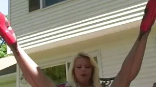 Glamour kuce Valentīna Nappi prasmīgi sucks ebony porno sek BBC