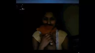 Cilvēks fucked darbā un xxx seks porno video nolēma noteikt situāciju ar boss brilles