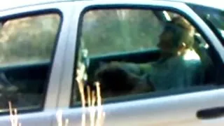 Sieva ir brīvdienas, viņa sūkā viņas vīrs un komik seks porno viņa labākais draugs